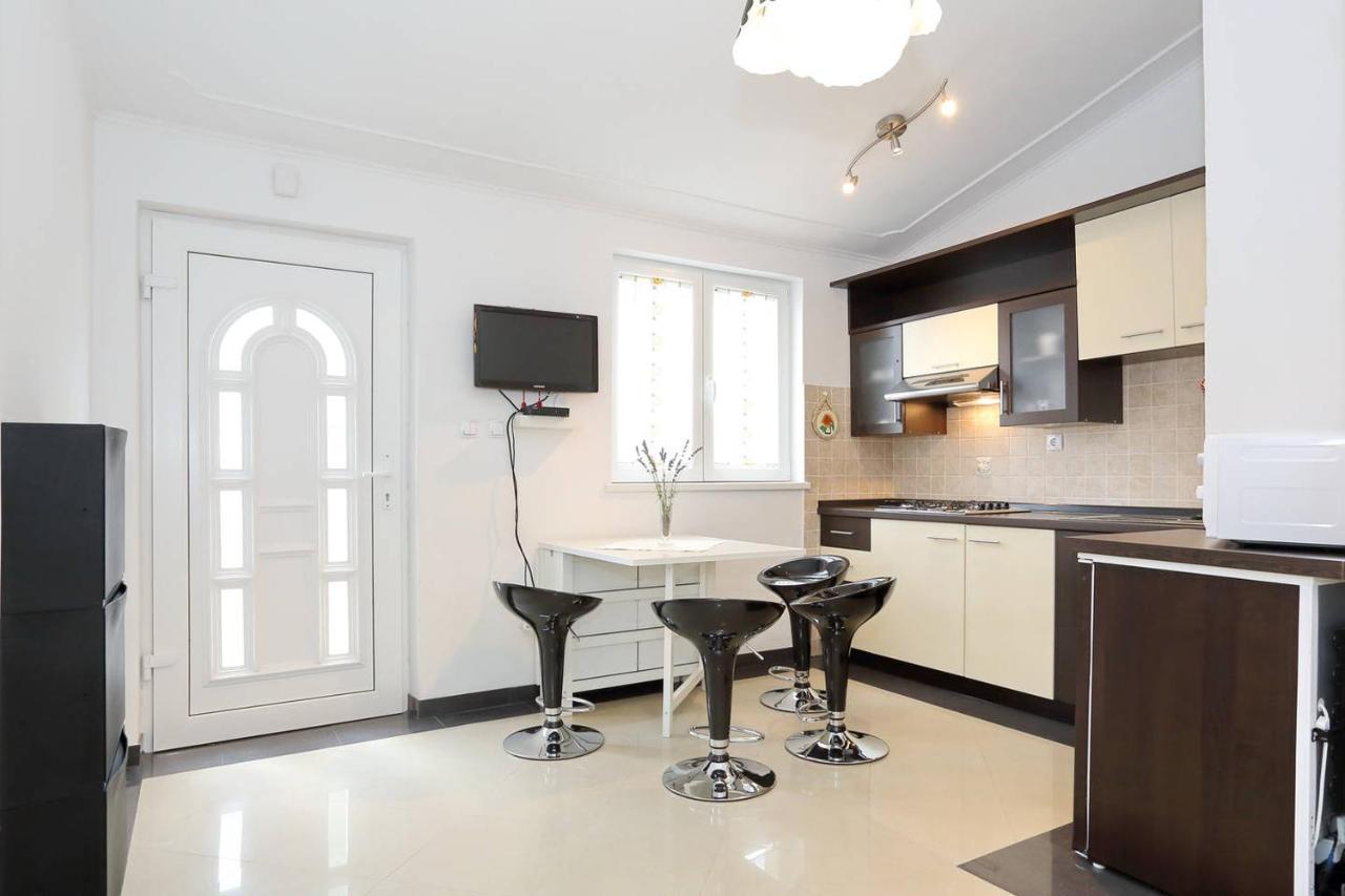 Apartmani Mlinar Gornji Karin Zewnętrze zdjęcie